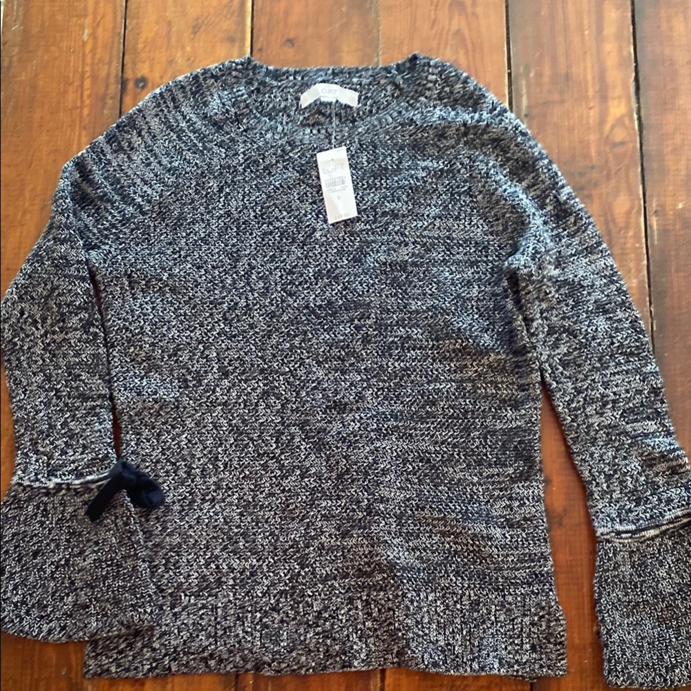 Light weight sweater